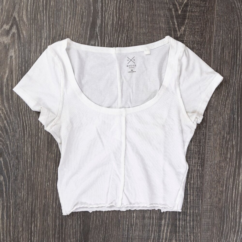 Basic White Scoop Neck Crop Top XS